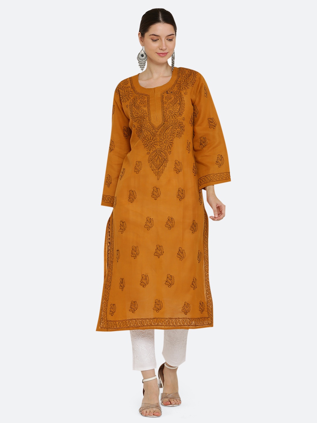 

FAWOMENT Yellow Floral Embroidered Chikankari Kurta