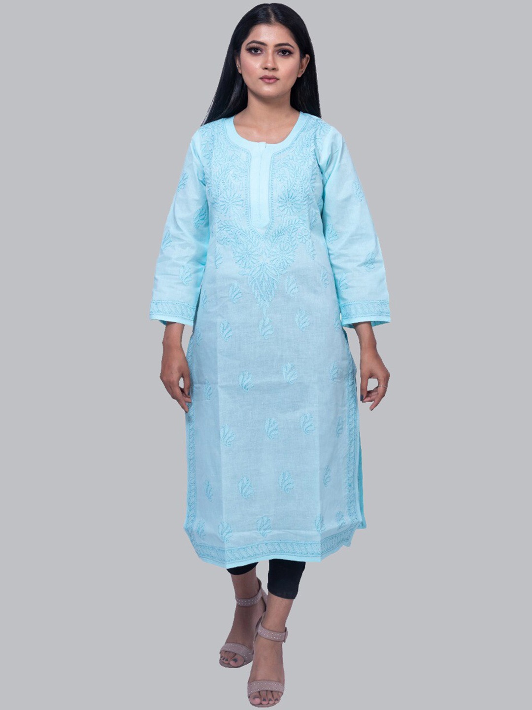 

FAWOMENT Women Blue Floral Embroidered Lucknowi Chikankari Kurta