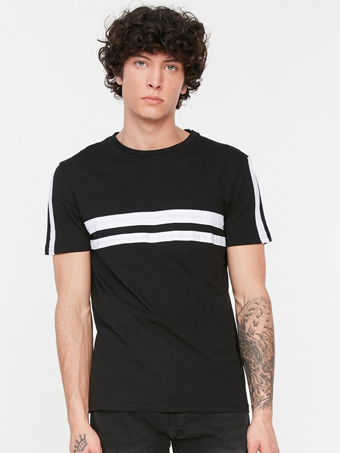 

Trendyol Men Black & White Striped Pure Cotton T-shirt