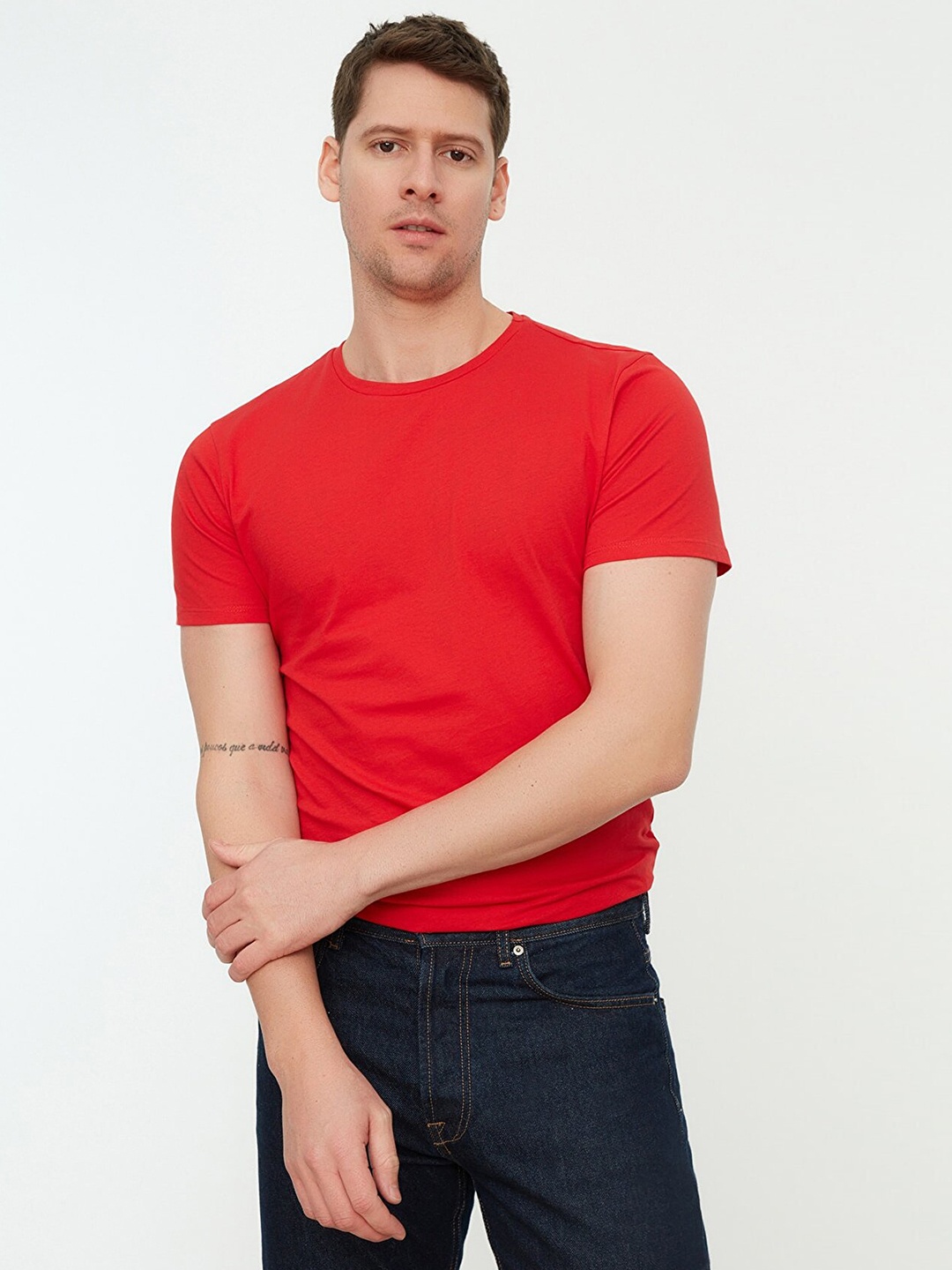 

Trendyol Men Red Pure Cotton Slim Fit T-shirt