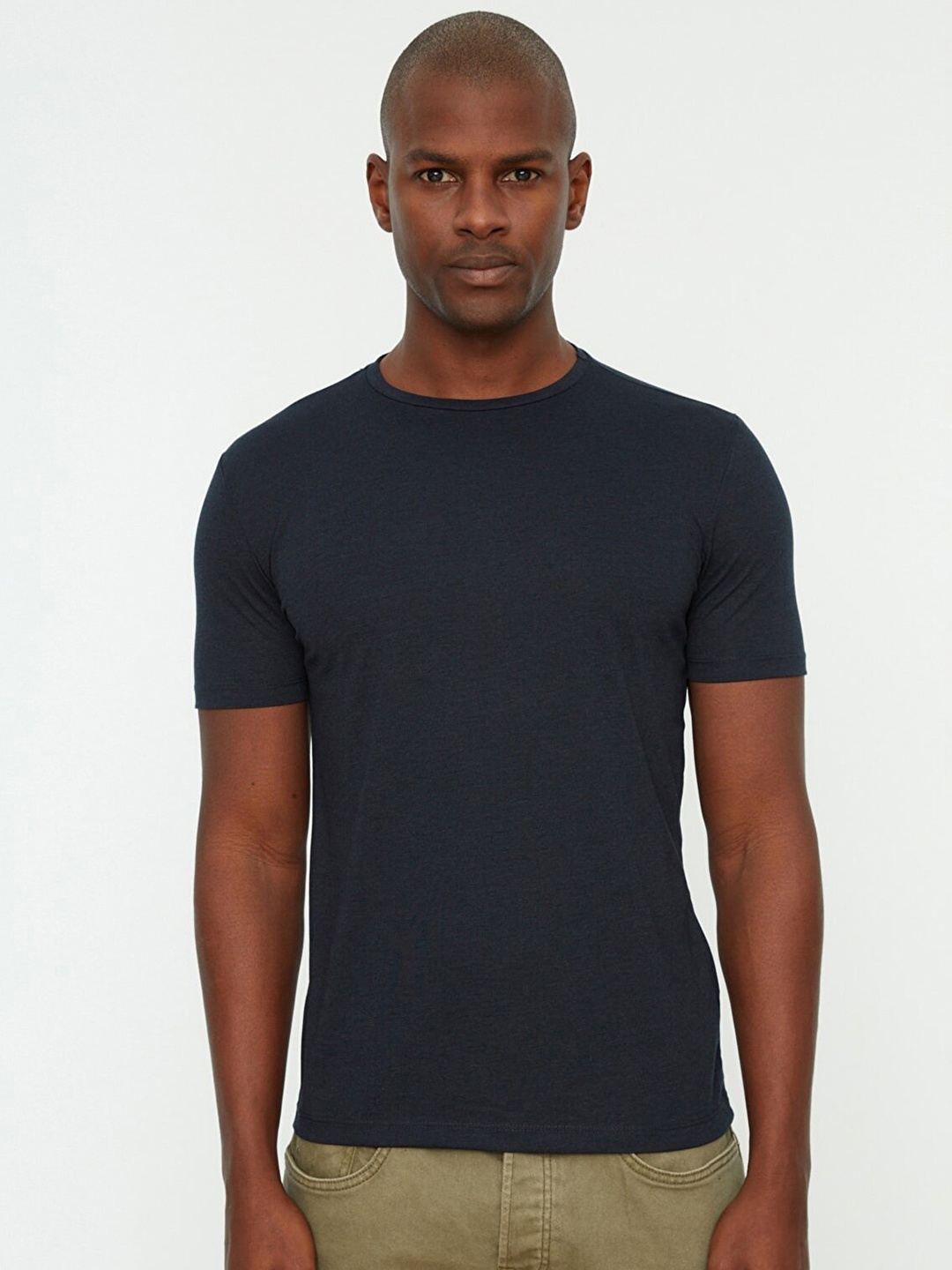 

Trendyol Men Navy Blue Solid Slim Fit T-shirt