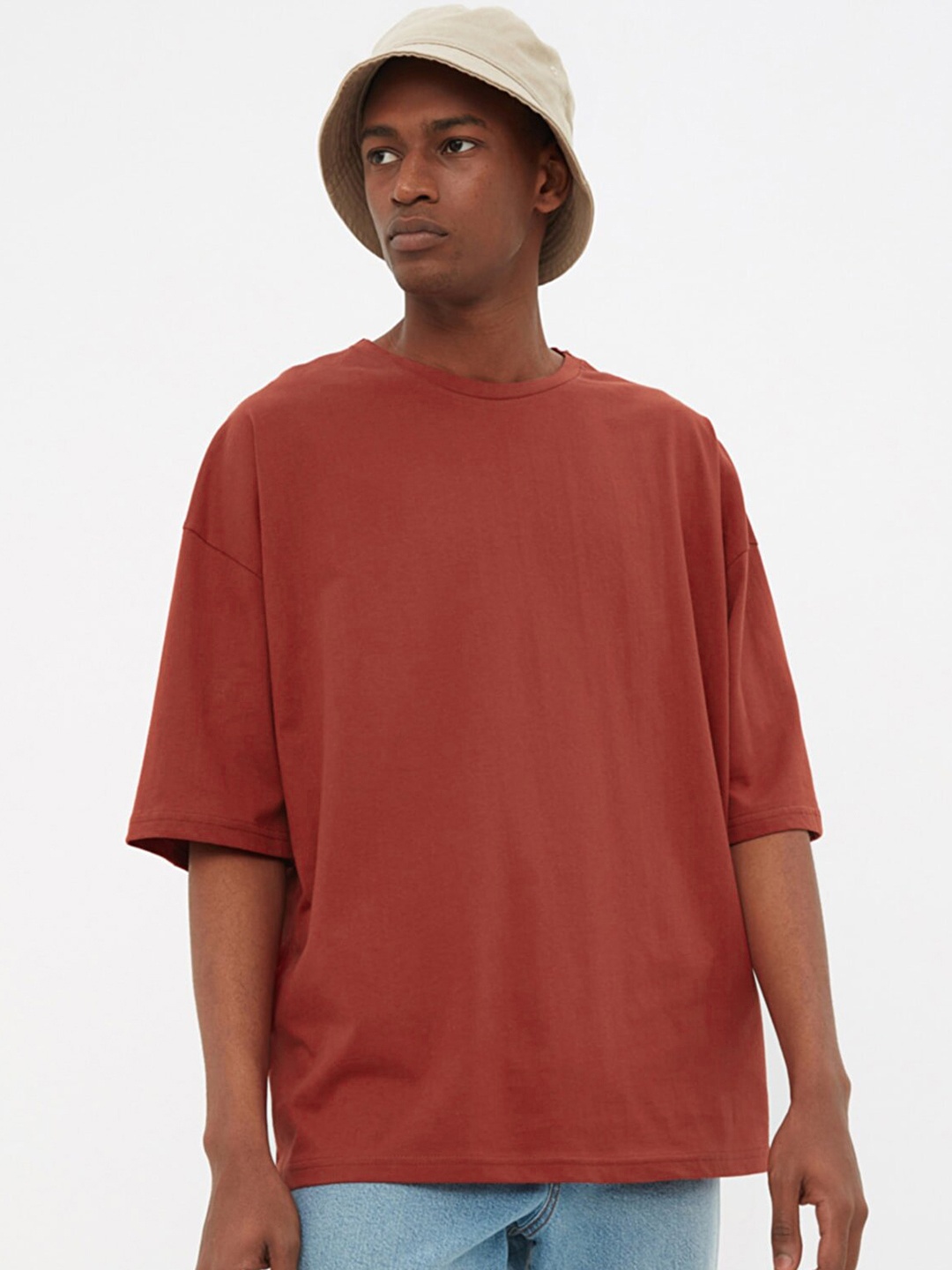 

Trendyol Men Rust Red Back Printed Pure Cotton T-shirt