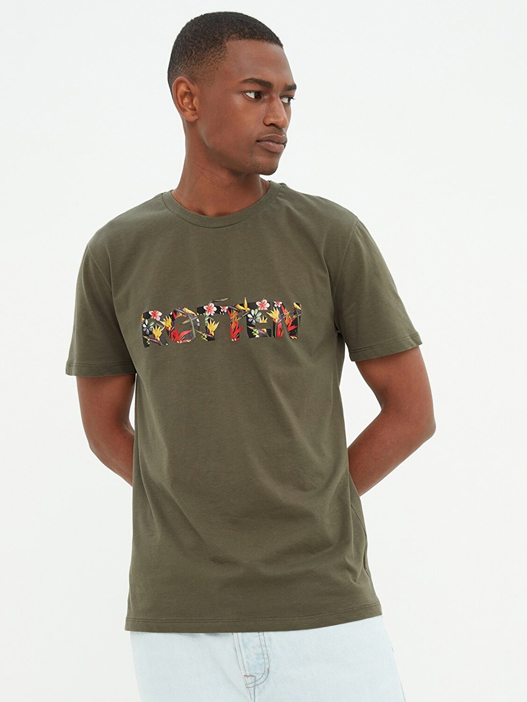 

Trendyol Men Olive Green Floral Printed Pure Cotton T-shirt