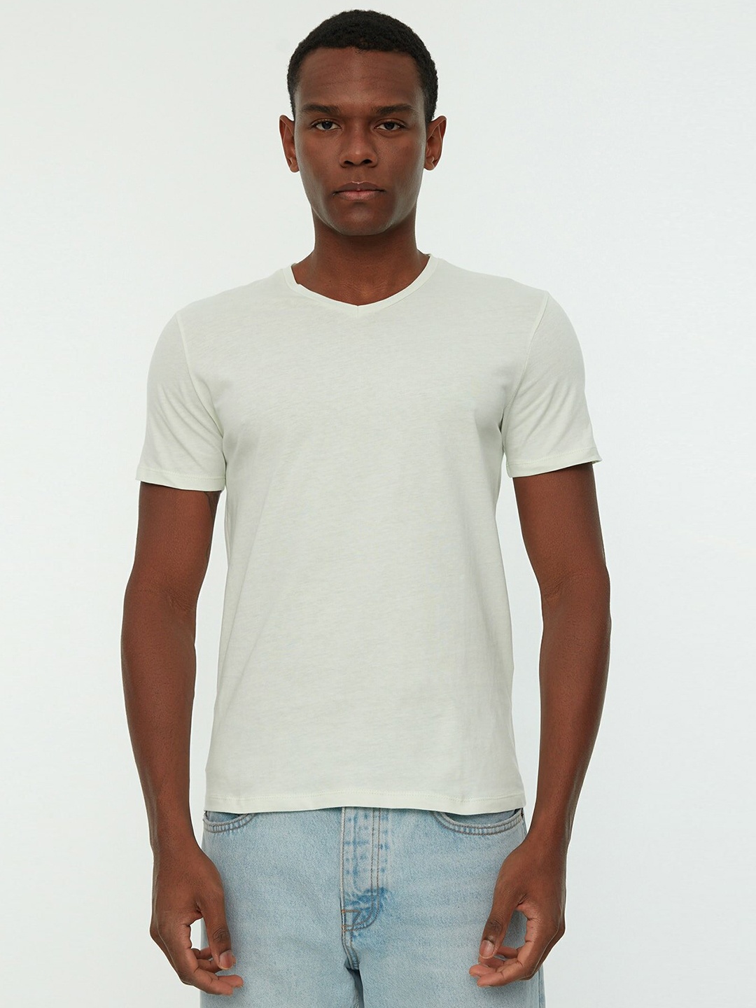 

Trendyol Men Mint Green V-Neck Pure Cotton Slim Fit T-shirt