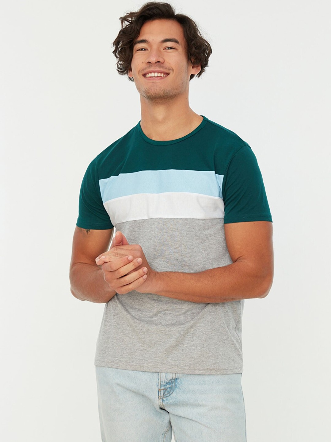 

Trendyol Men Grey Melange & Teal Green Colourblocked T-shirt