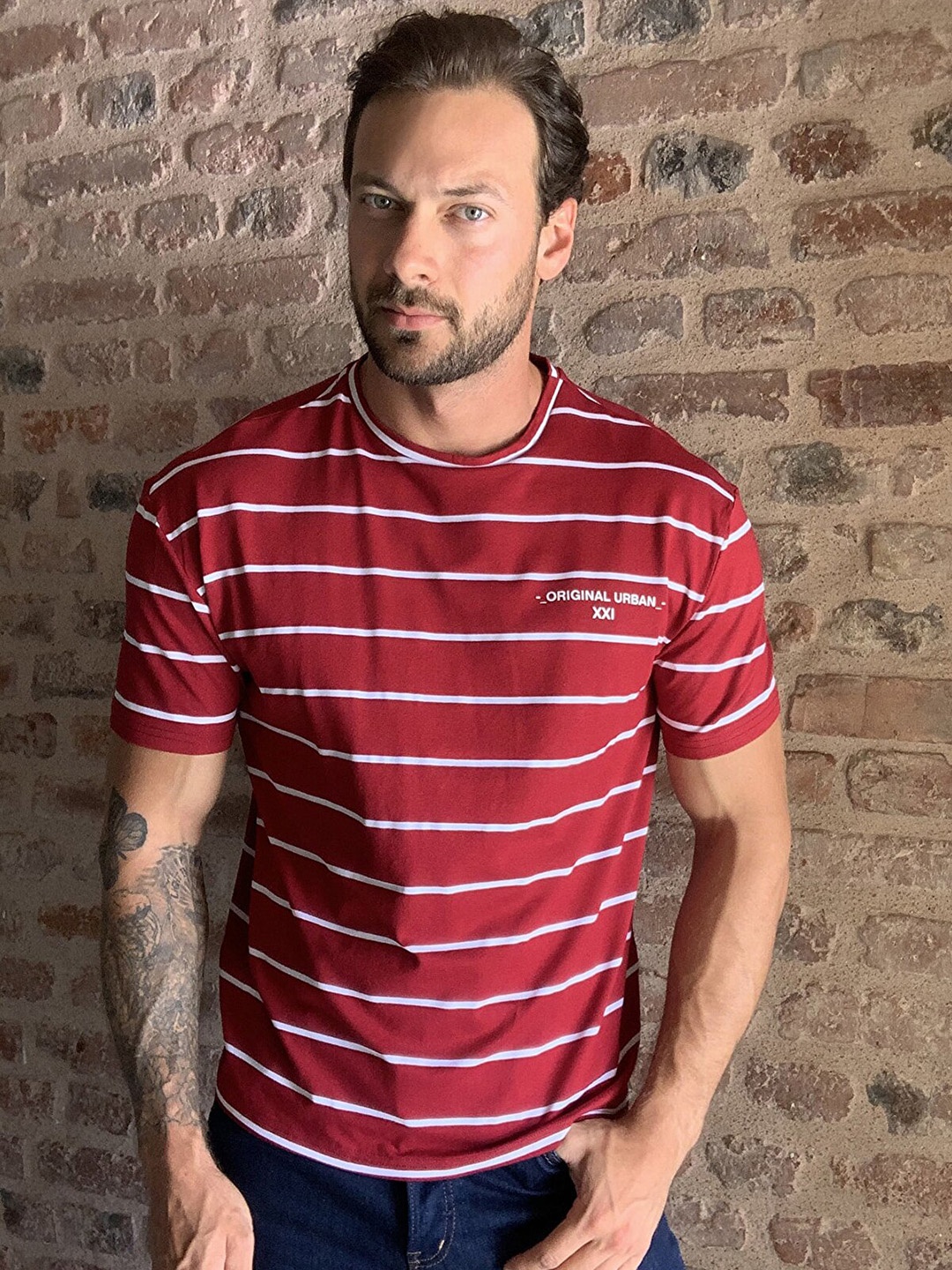 

Trendyol Men Red & White Striped T-shirt