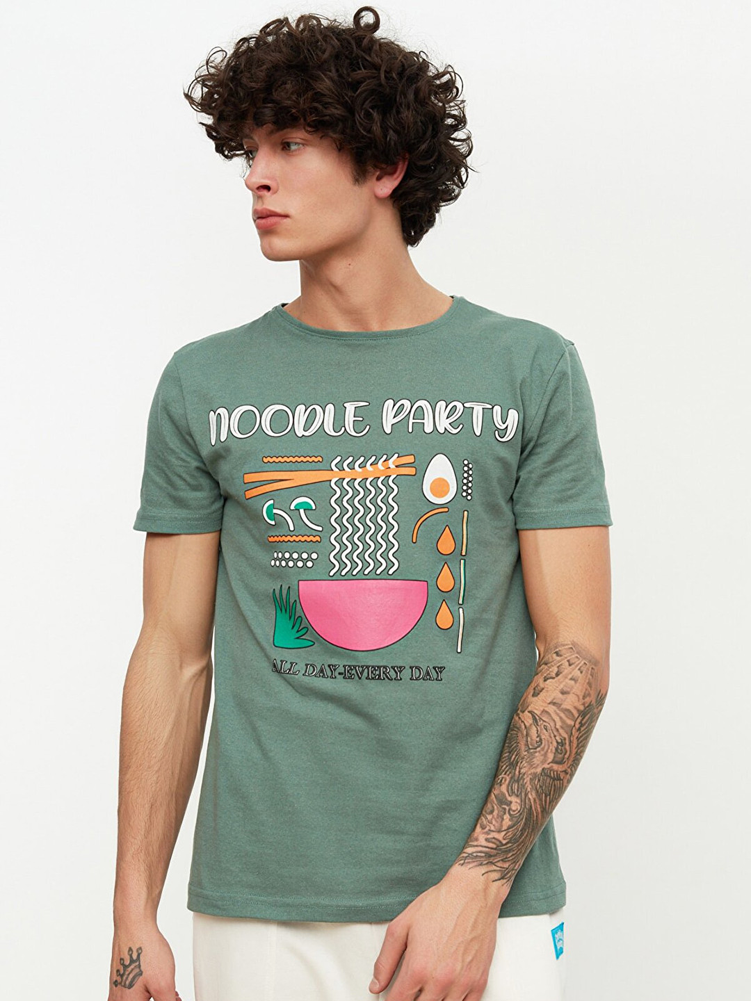

Trendyol Men Green & White Conversational Print T-shirt