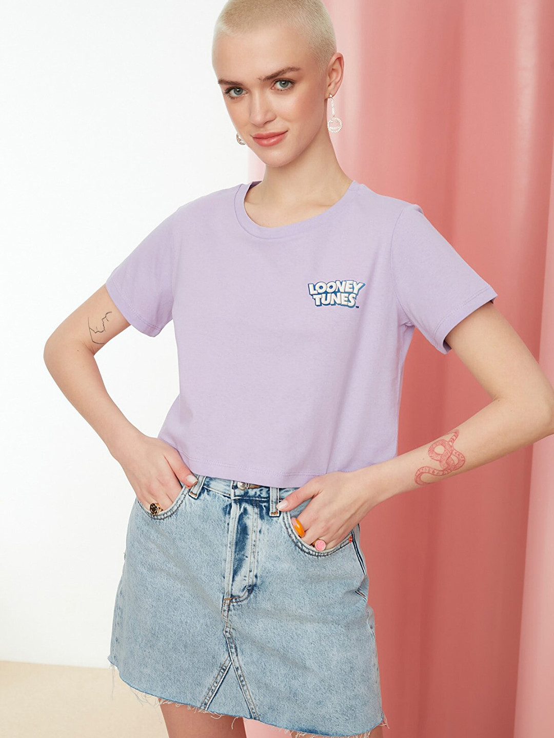 

Trendyol Women Lavender Looney Tunes Mercedes AMG Petronas Printed Pure Cotton T-shirt