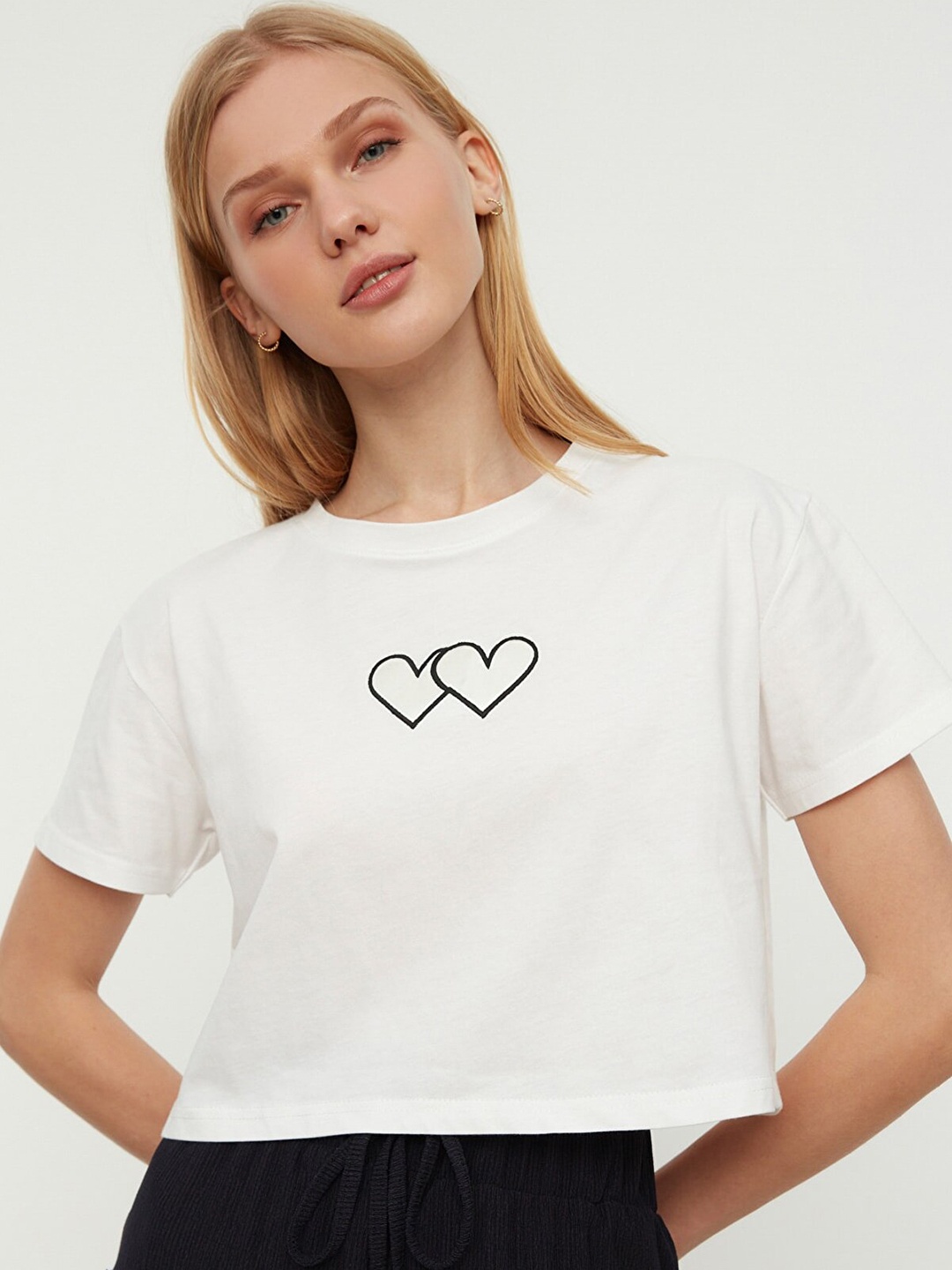 

Trendyol Women White Conversational Print Pure Cotton Crop T-shirt