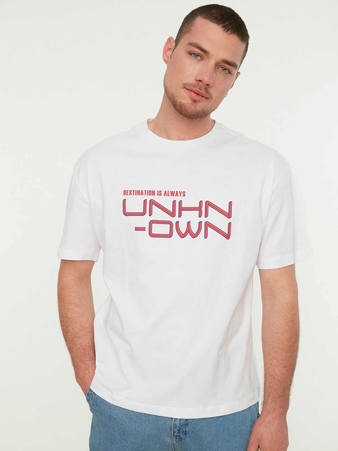 

Trendyol Men White & Orange Pure Cotton Printed T-shirt