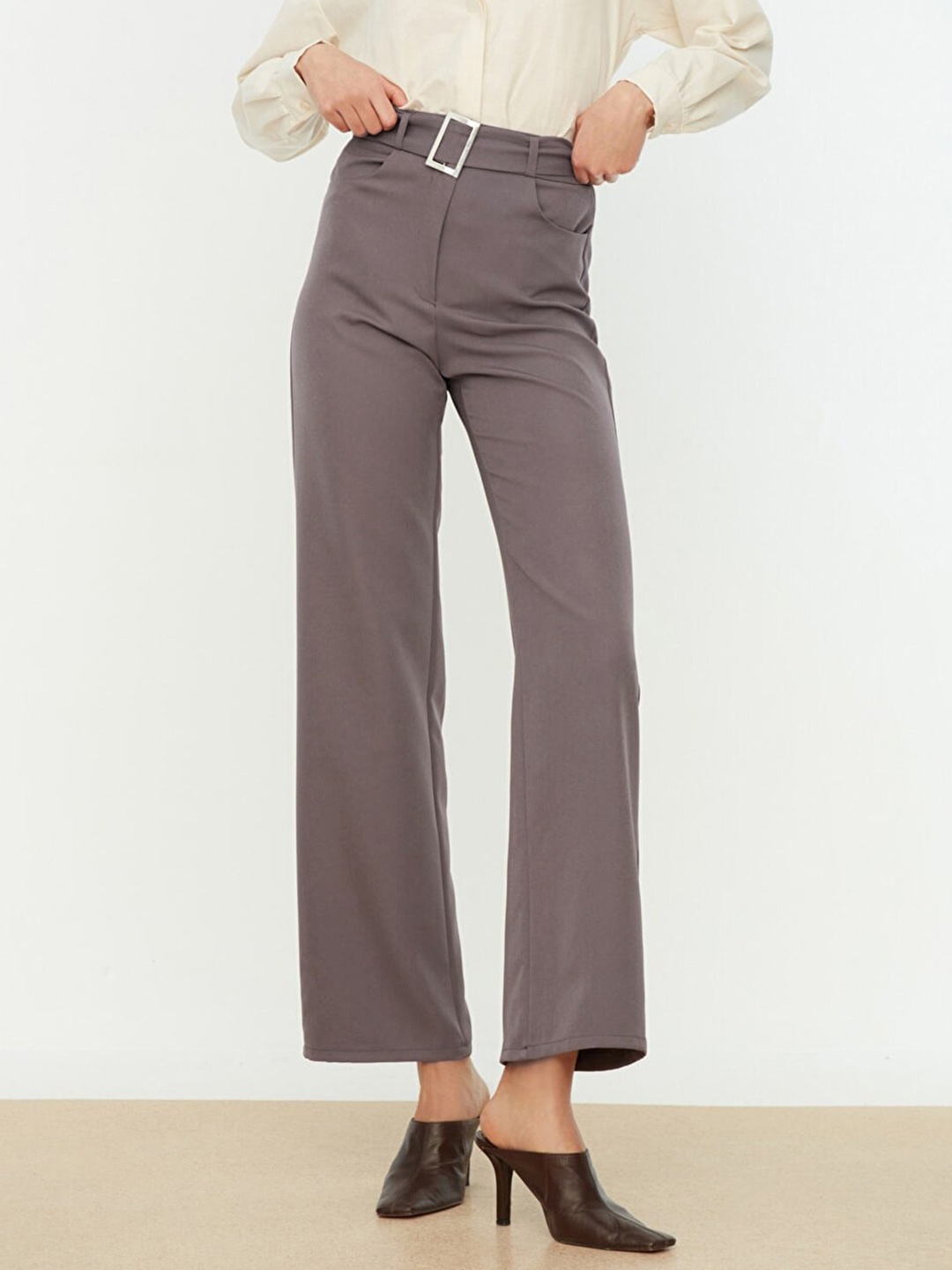 

Trendyol Women High-Rise Parallel Trousers, Taupe