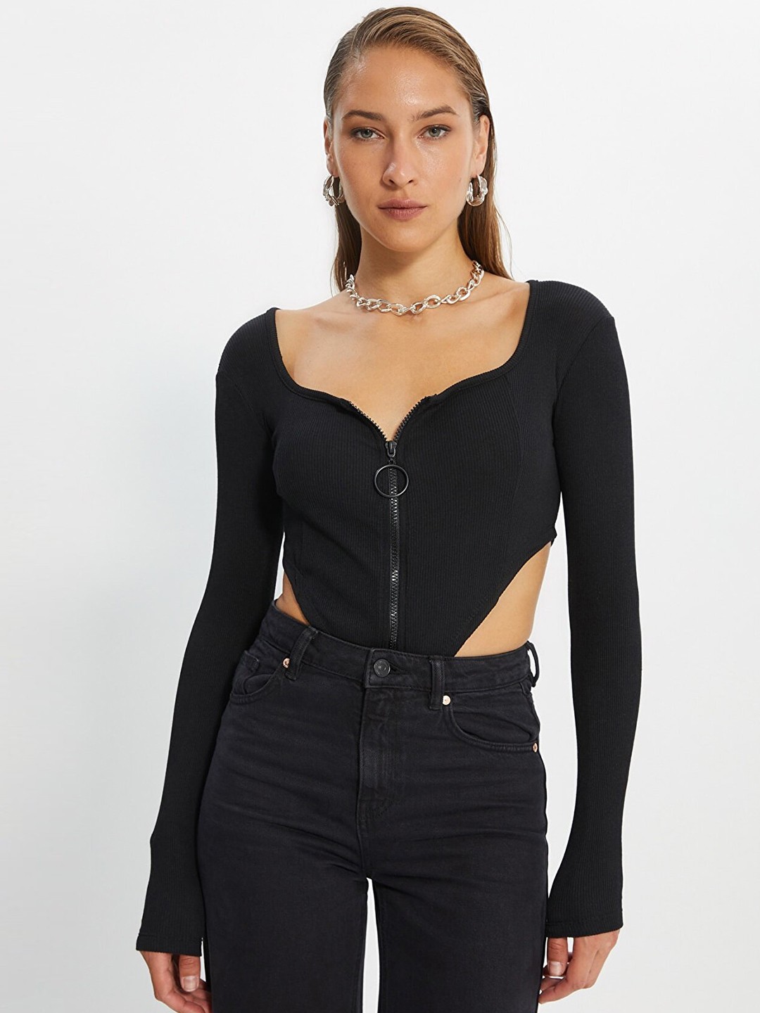 

Trendyol Women Black Ribbed Sweetheart Neck Crop Top
