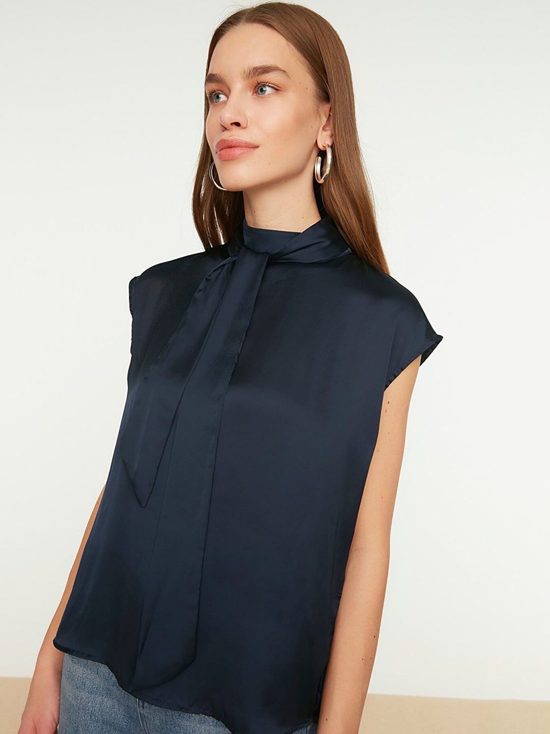 

Trendyol Women Navy Blue Mandarin Collar Extended Sleeves Top