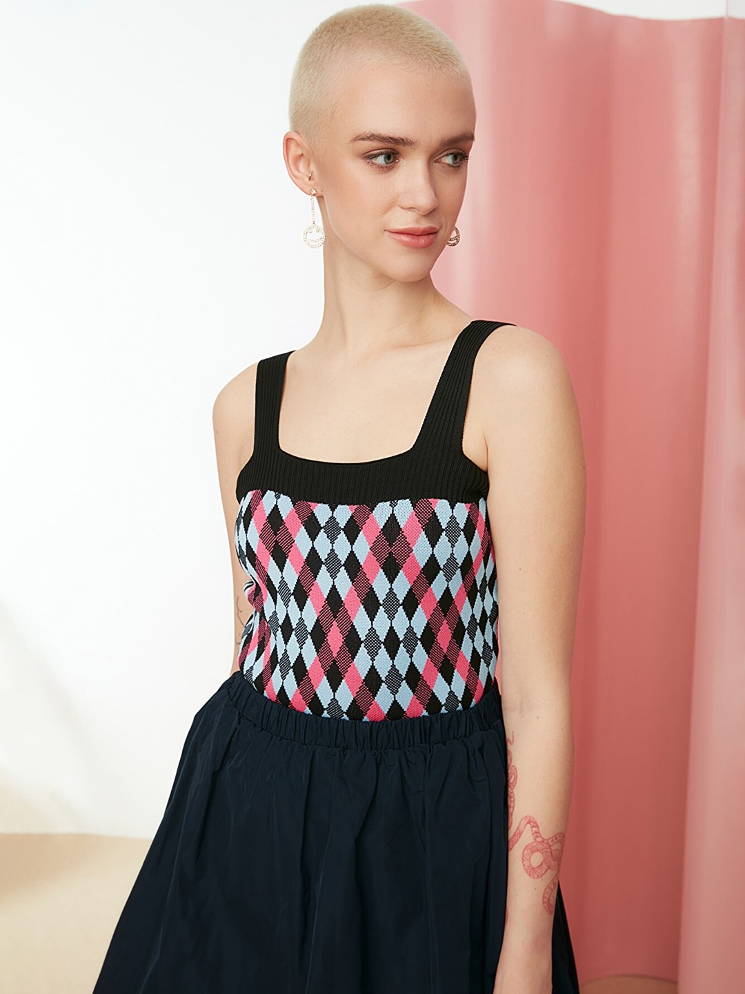 

Trendyol Black & Blue Geometric Design Top