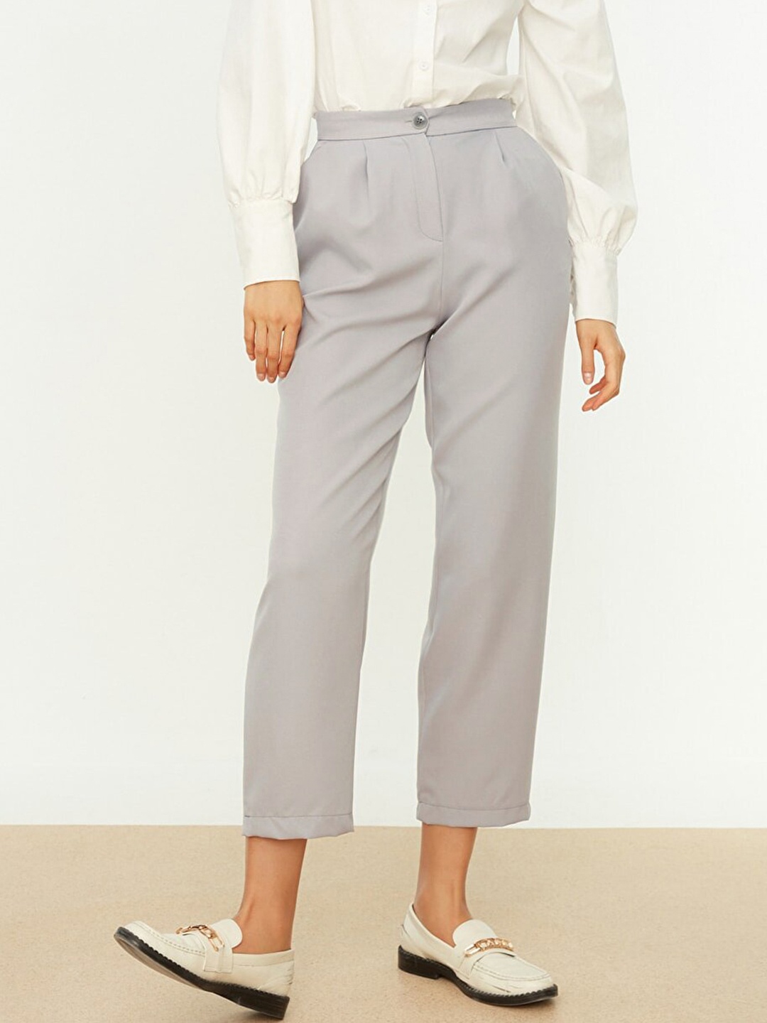 

Trendyol Women Grey Regular Fit Pleated Trousers