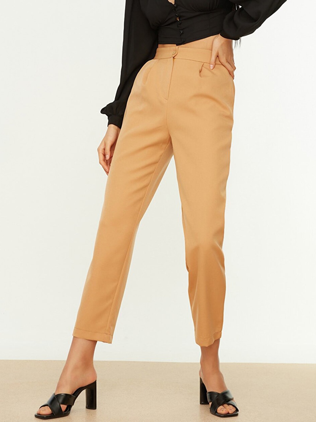 

Trendyol Women Beige Solid Pleated Trousers