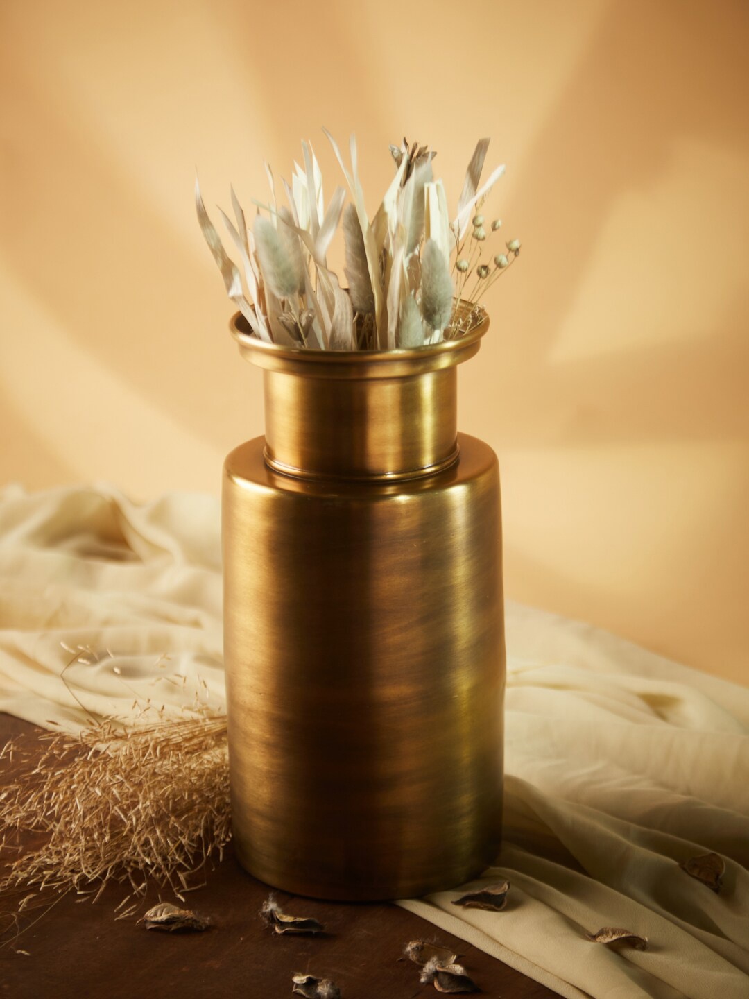 

Fabindia Gold-Toned Flower Vases