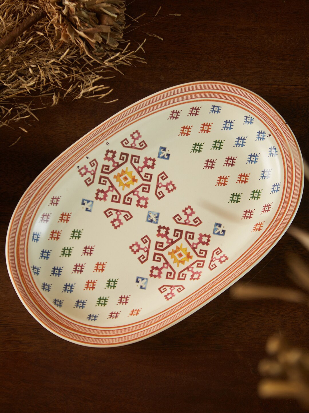 

Fabindia White & Orange 1 Pieces Printed Porcelain Large Oval Platter