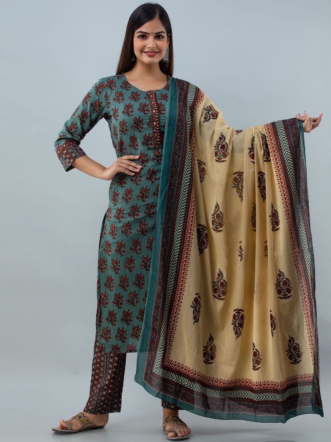 

GULMOHAR JAIPUR Green Ethnic Motifs Pure Cotton Kurta with Trousers & With Dupatta