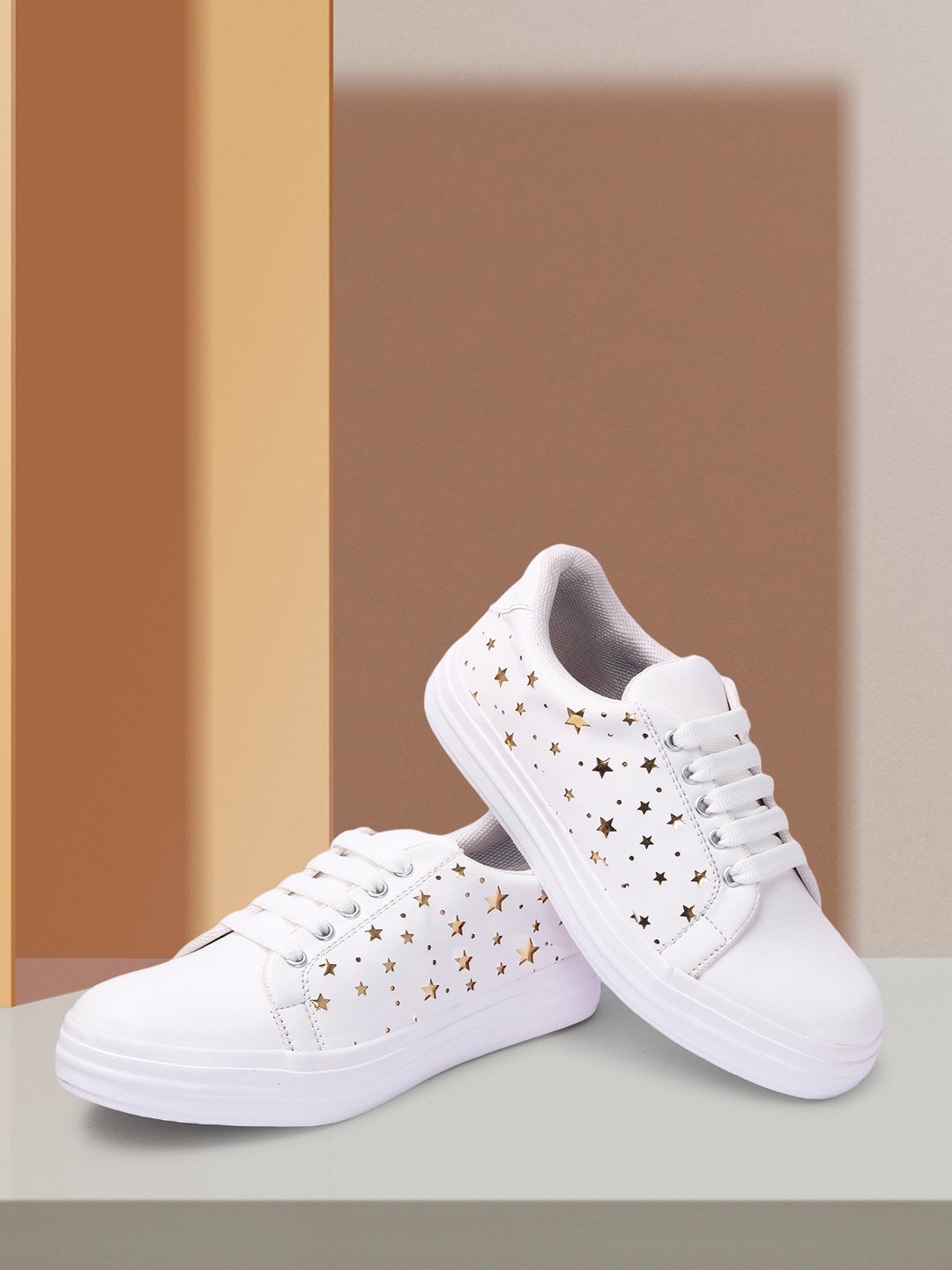 

Longwalk Women White & Golden Sneakers