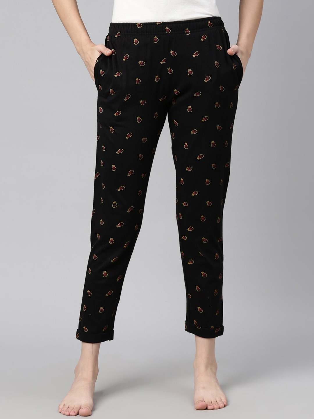 

Curare Women Black Printed Pure Combed Cotton Lounge Pants