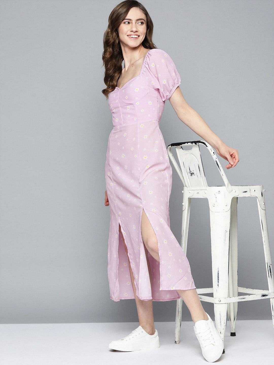 

Mast & Harbour Lavender & White Floral Maxi Dress