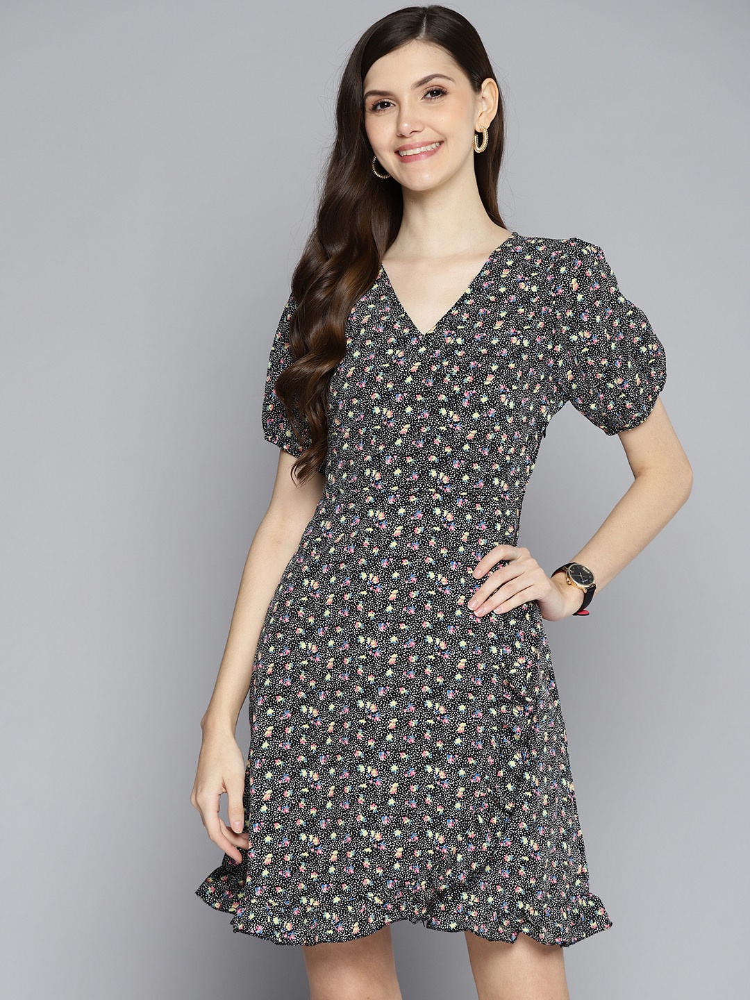 

Mast & Harbour Black & White Floral Print Wrap Dress