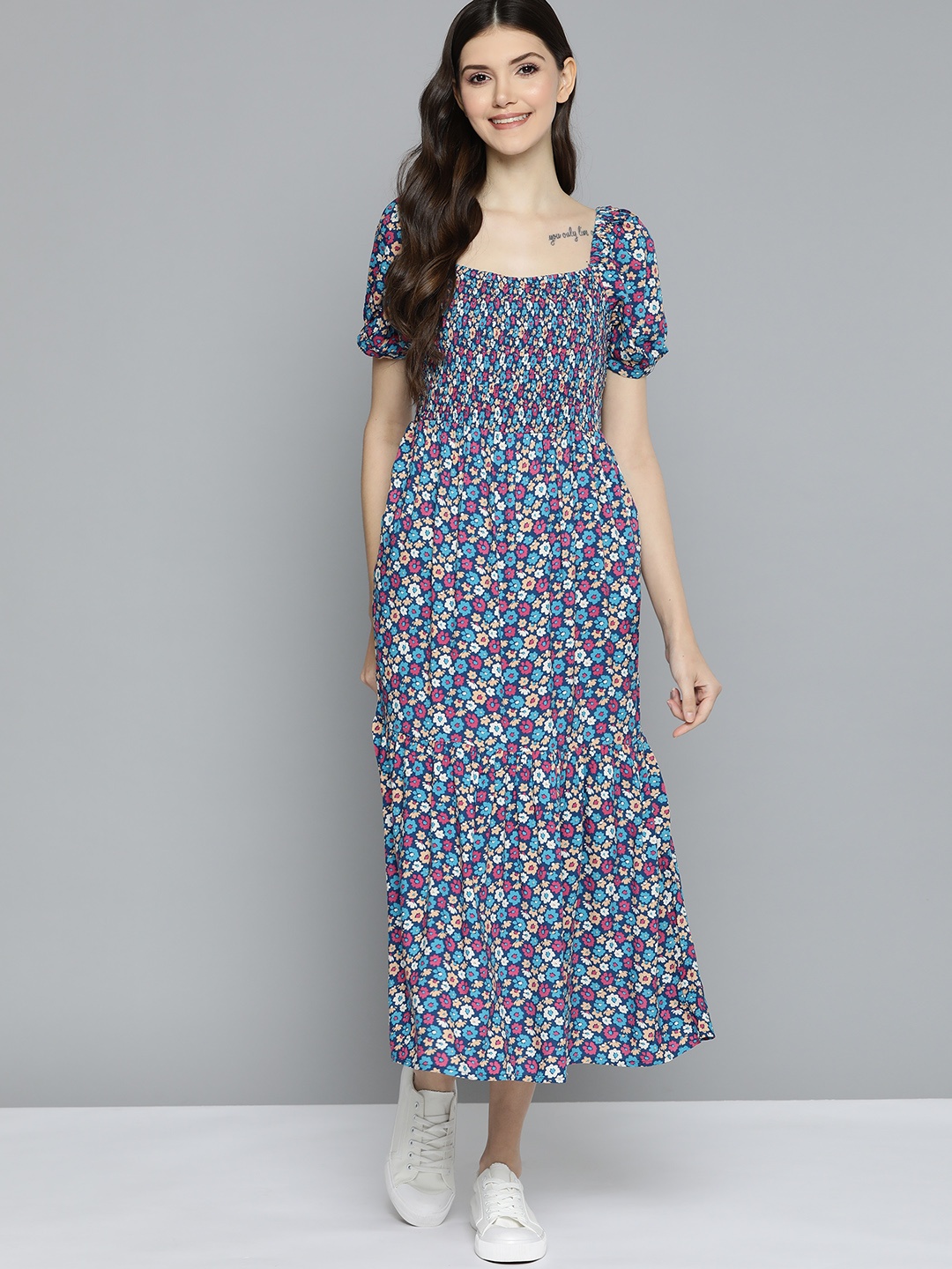 

Mast & Harbour Blue & Pink Floral Print Smocked A-Line Dress