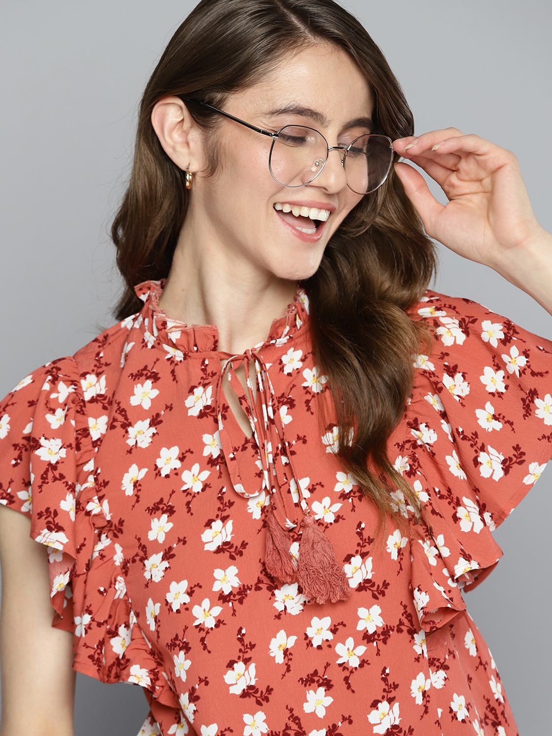 

Mast & Harbour Rust Red & White Floral Print Tie-Up Neck Ruffles Top