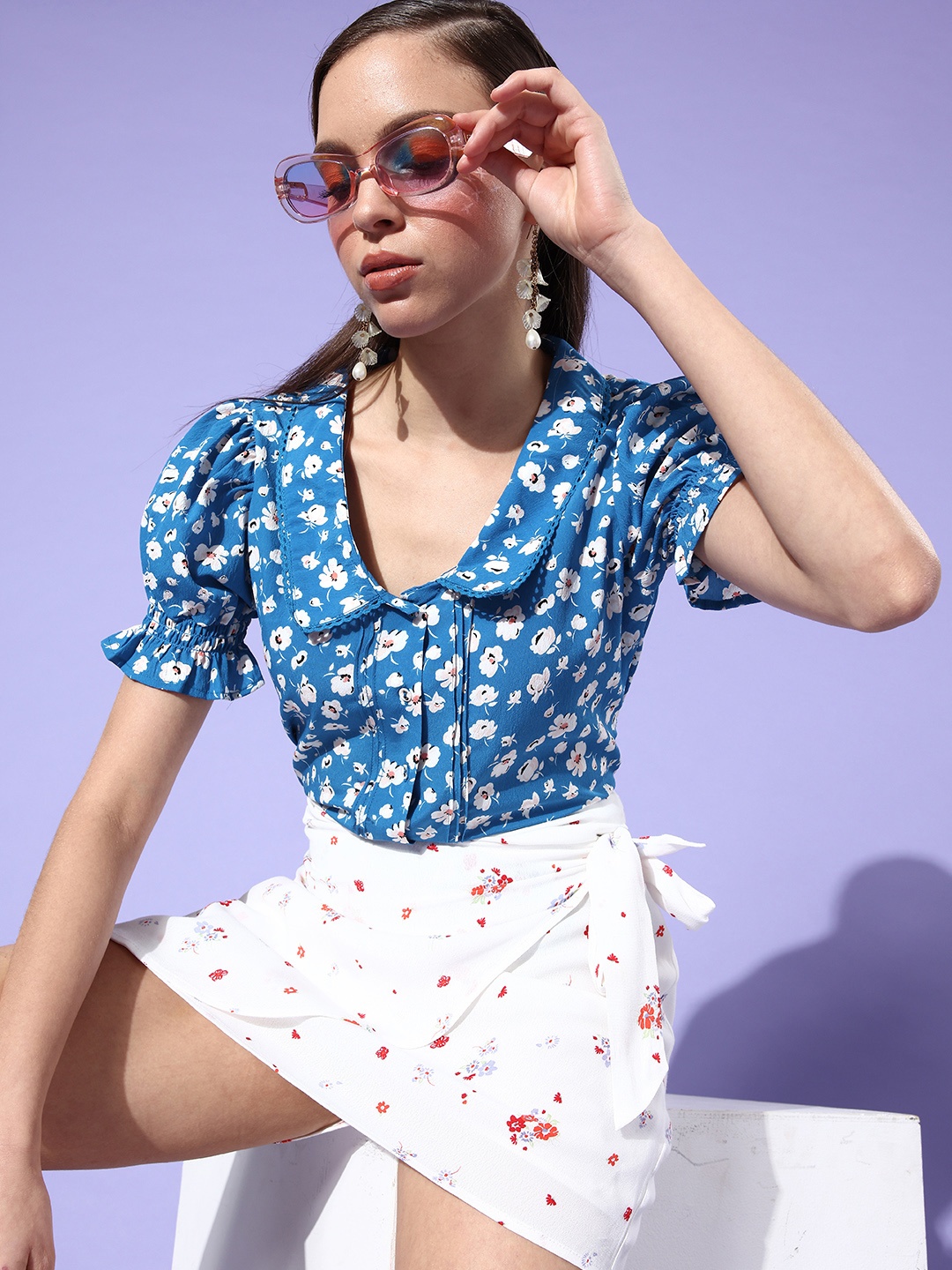 

Mast & Harbour Stylish Blue Floral Zoom Friendly Collar Top