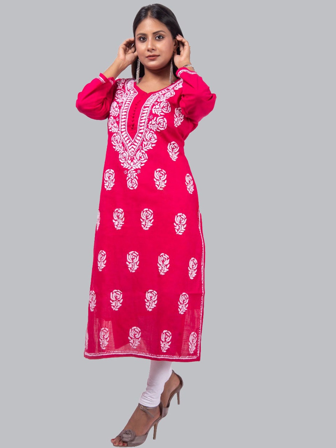 

FAWOMENT Fuchsia Floral Embroidered Chikankari Kurta