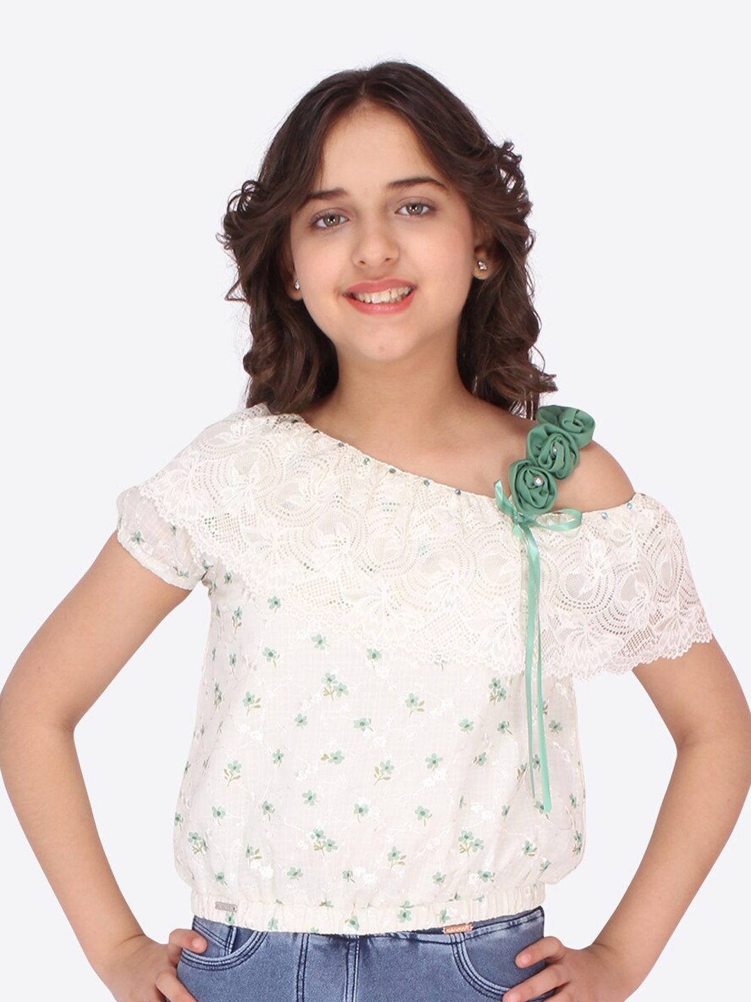 CUTECUMBER Green Floral Print Georgette Top, White