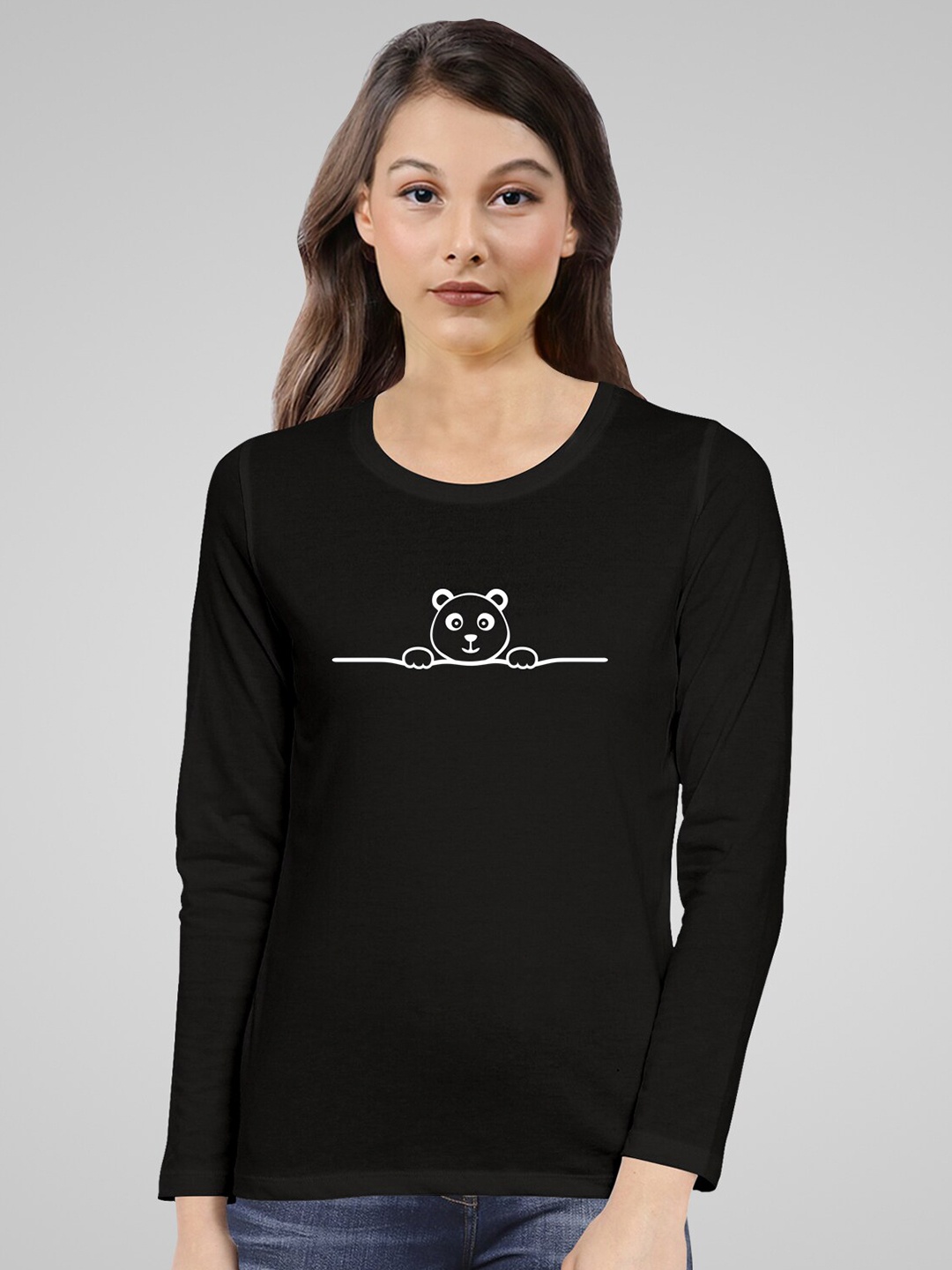 

Pootlu Women Black Printed T-shirt