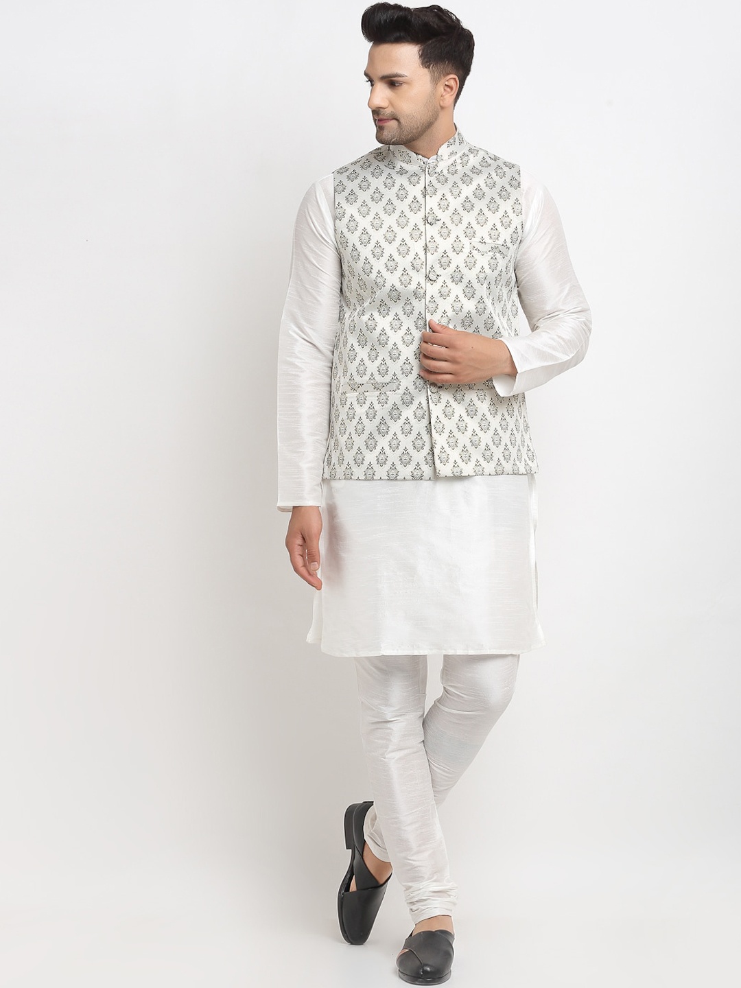

Kaifoo Men Beige Kurta with Churidar & Nehru Jacket