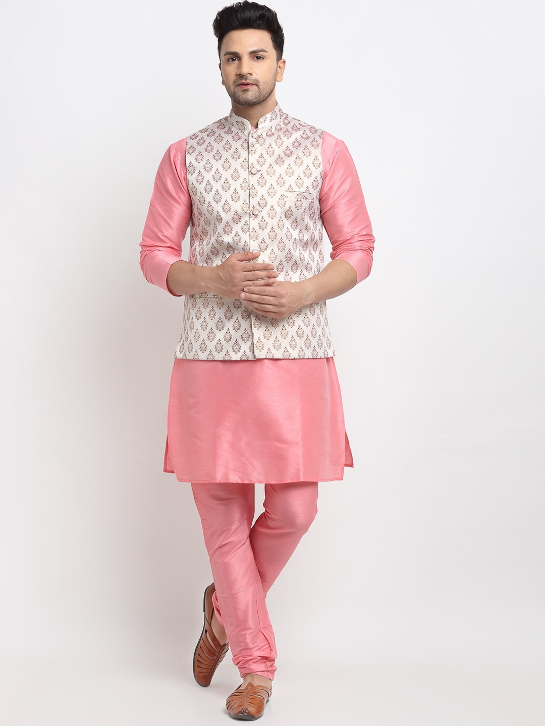 

Kaifoo Men Pink Solid Kurta With Churidar & Nehru Jacket
