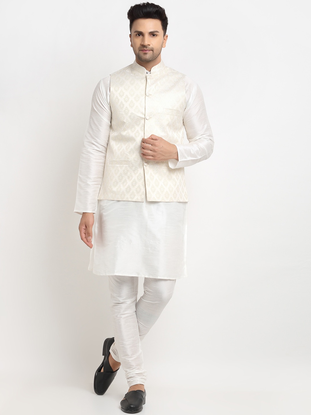 

Kaifoo Men Beige Ethnic Motifs Kurta with Pyjamas With Nehru Jacket