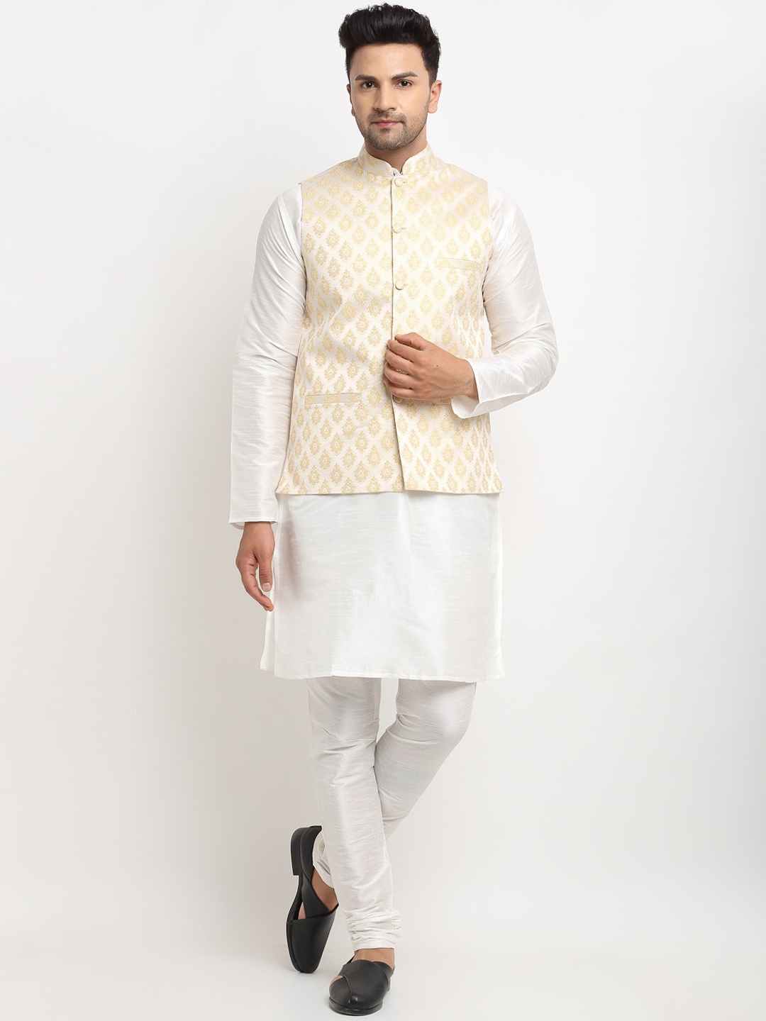 

Kaifoo Men Multicoloured Kurta with Churidar & Nehru Jacket, Multi