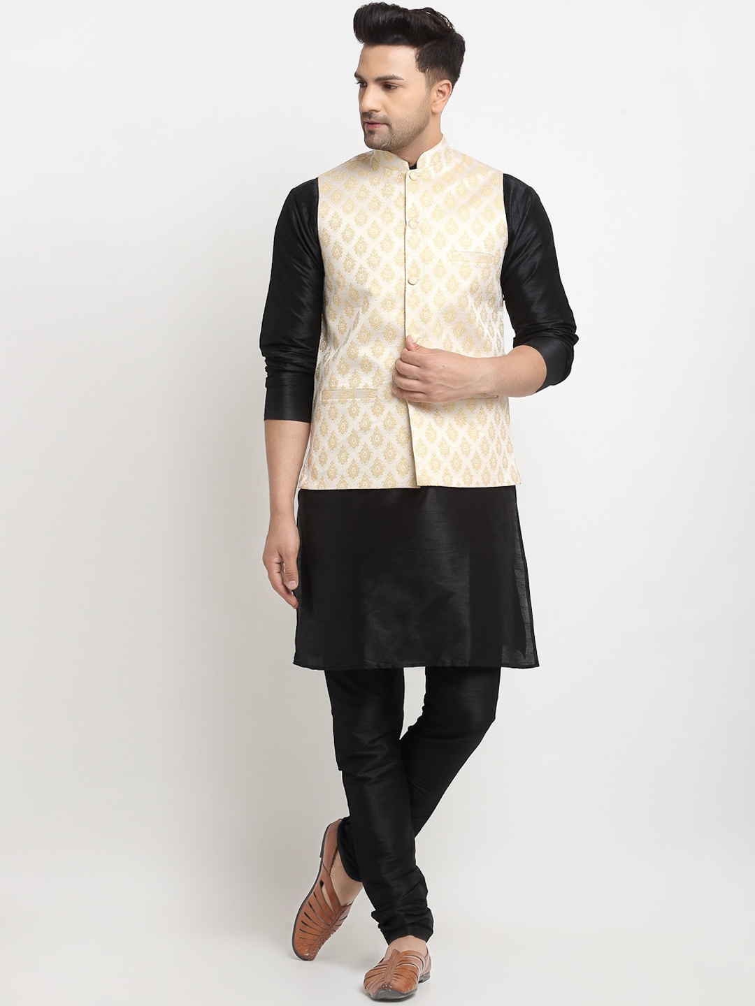 

Kaifoo Men Multicoloured Kurta with Churidar & Nehru Jacket, Multi