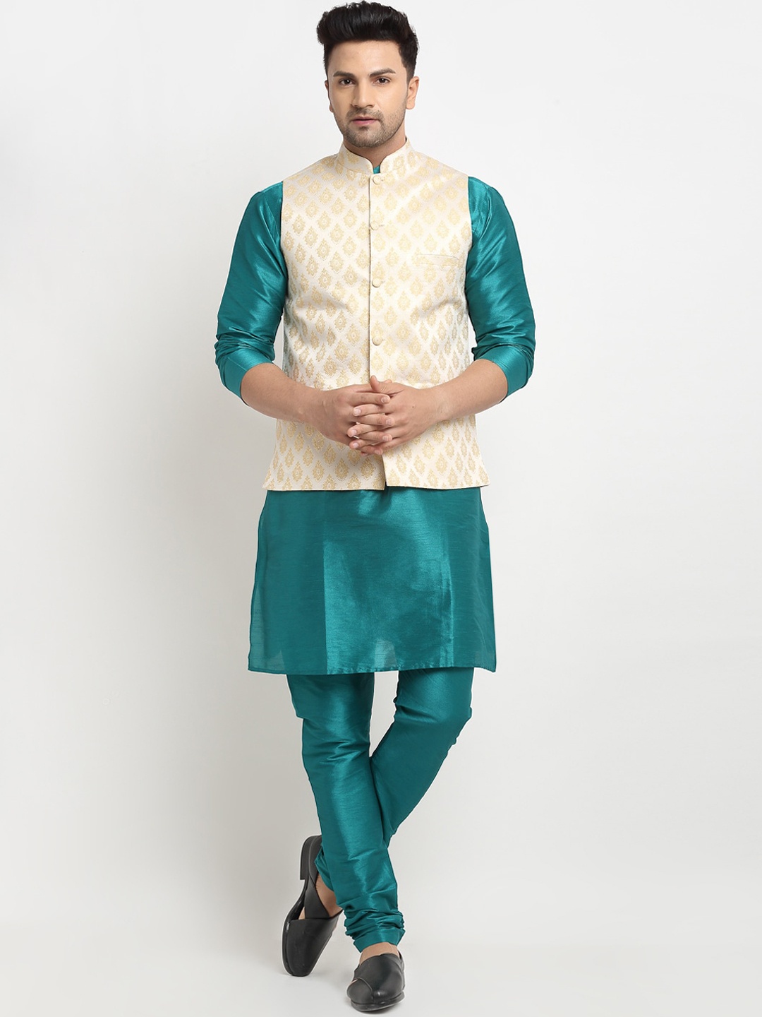 

Kaifoo Men Beige Kurta with Churidar & Nehru Jacket