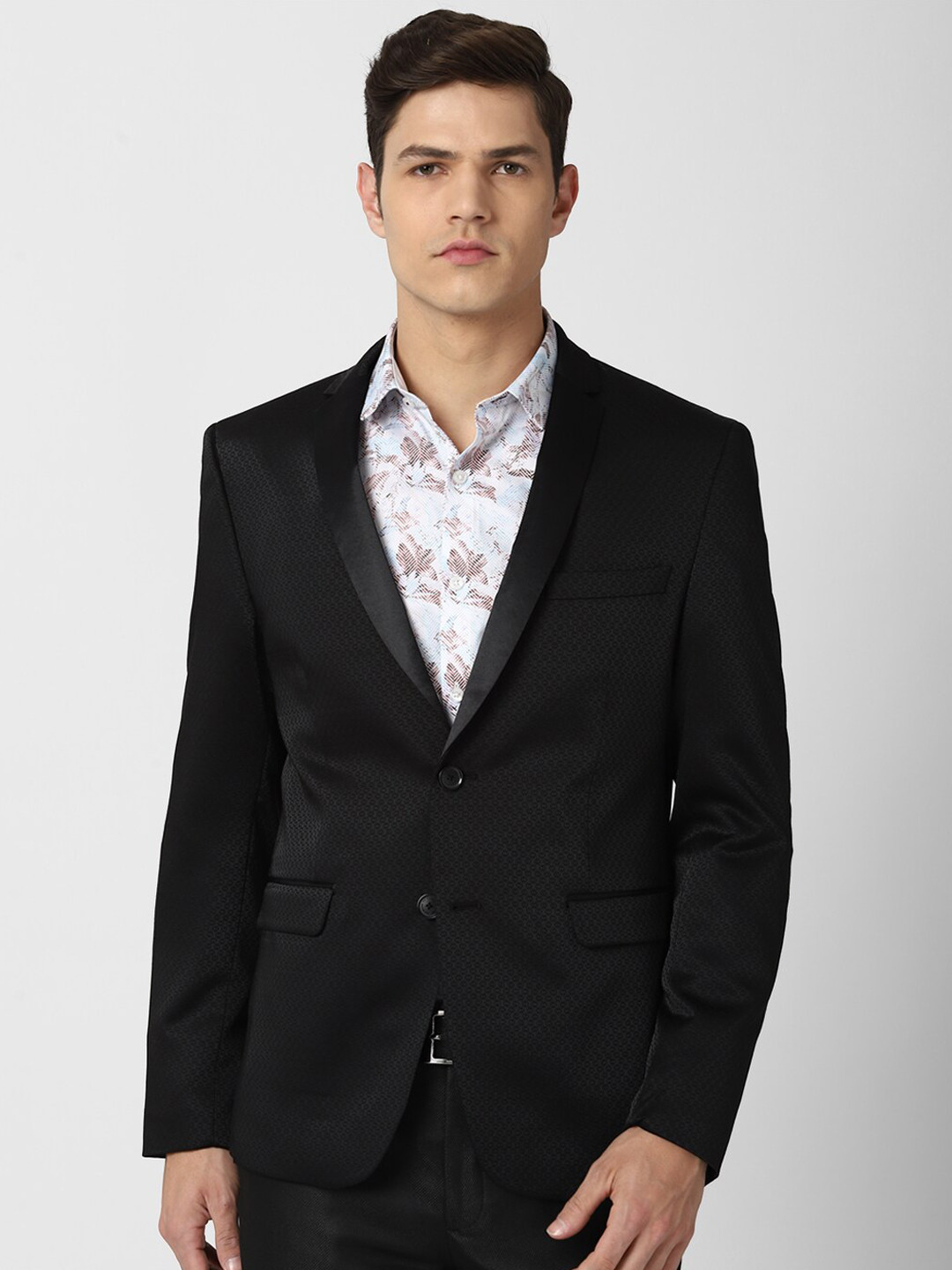 

V Dot Men Black Solid Slim Fit Single Breasted Formal Blazer