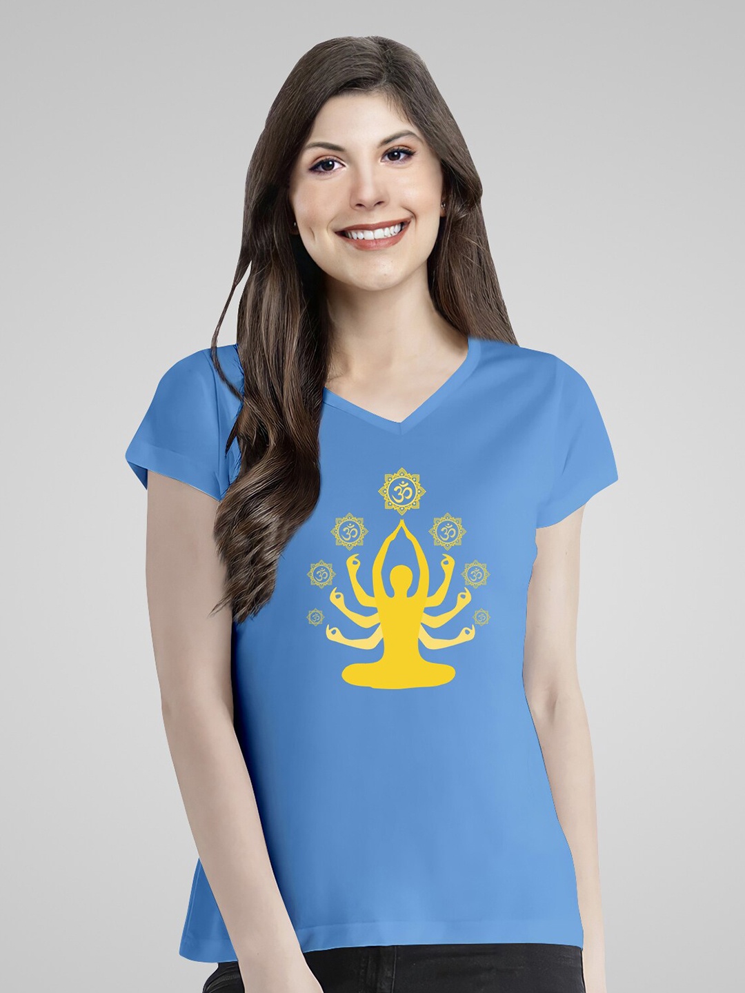 

Pootlu Women Blue & Yellow Printed V-Neck T-shirt