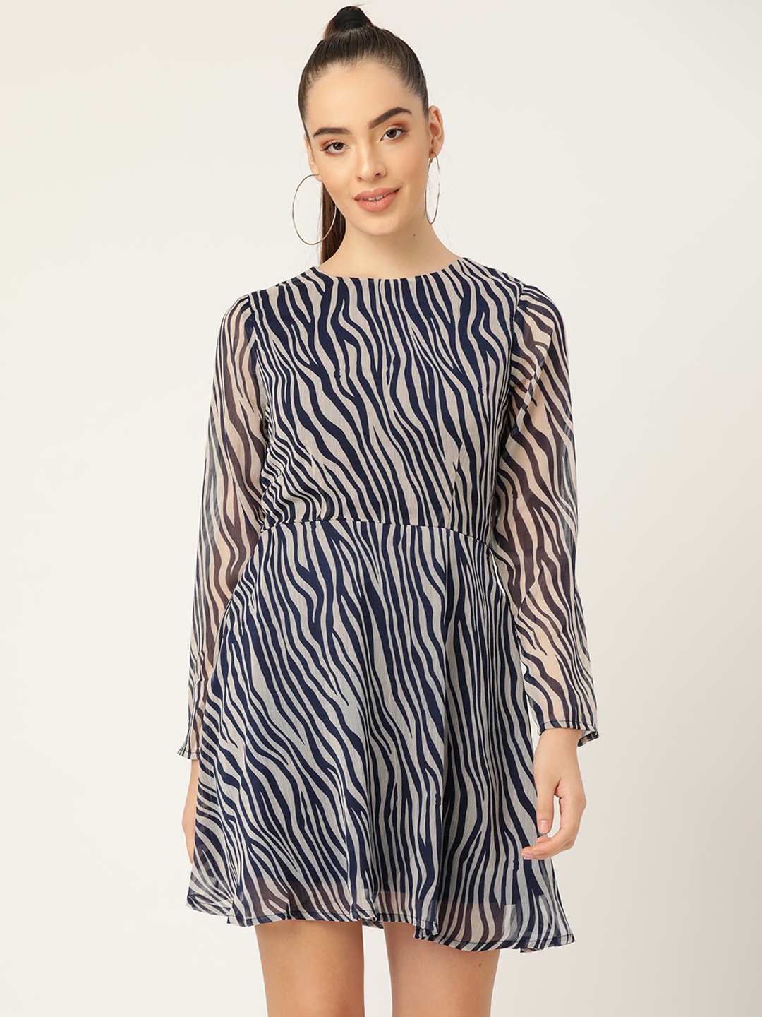 

DODO & MOA Women Black & White Printed Dress