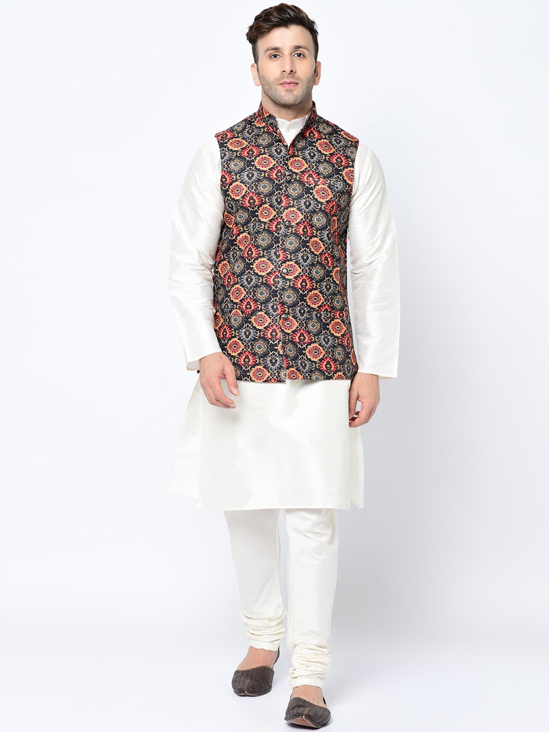 

Kaifoo Men White Kurta with Churidar