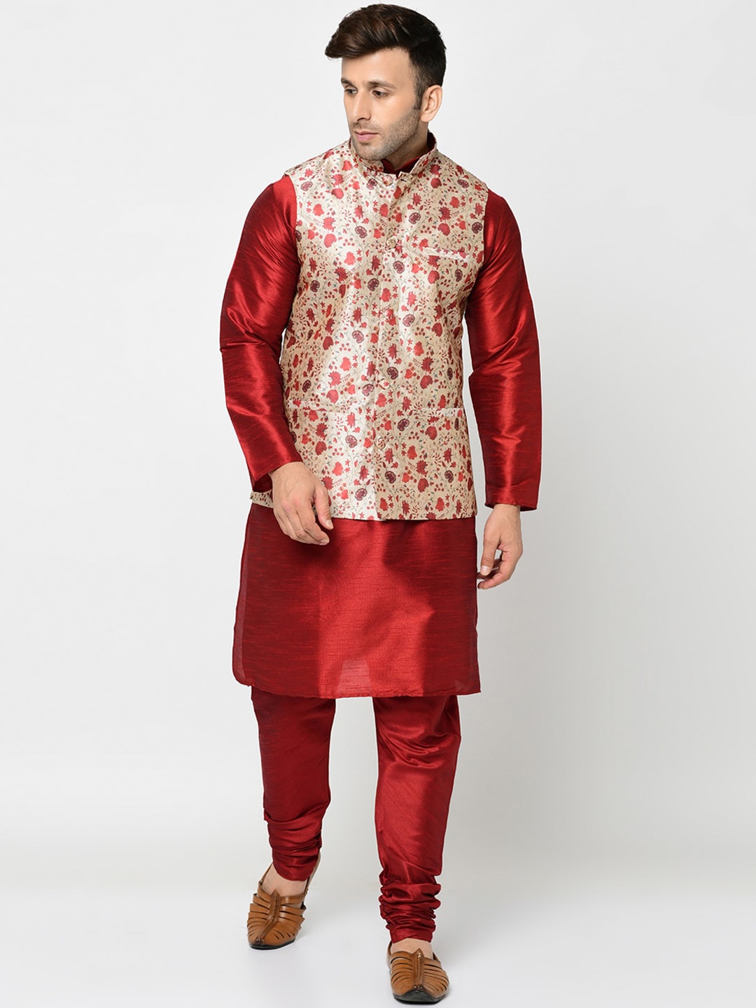 

Kaifoo Men Maroon Kurta with Churidar & Nehru Jacket