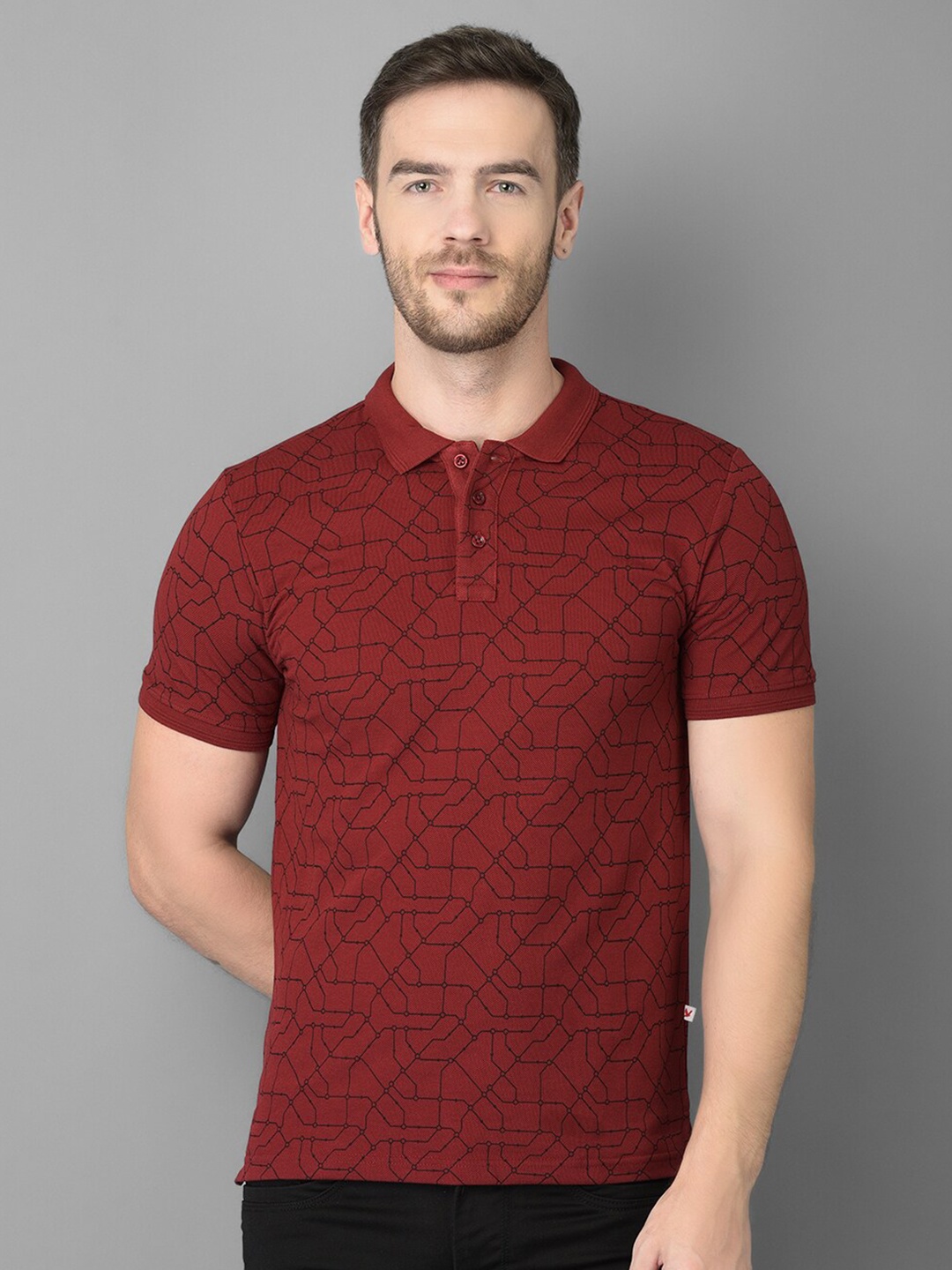 

Canary London Men Maroon Polo Collar Slim Fit T-shirt