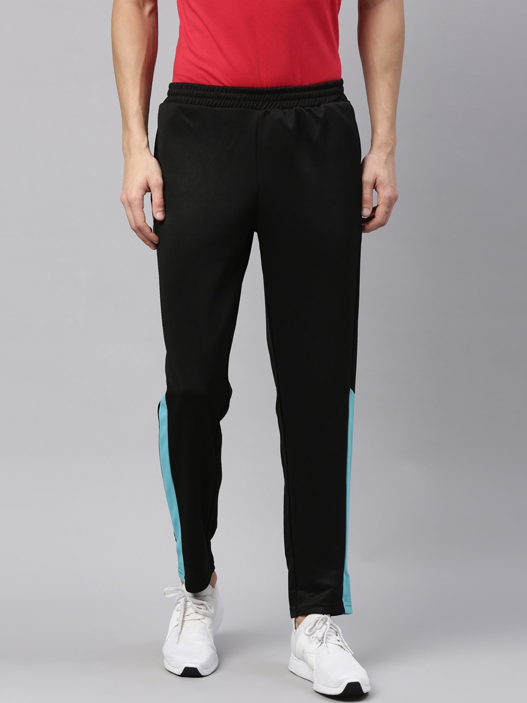 

FILA Men Black Solid Track Pant