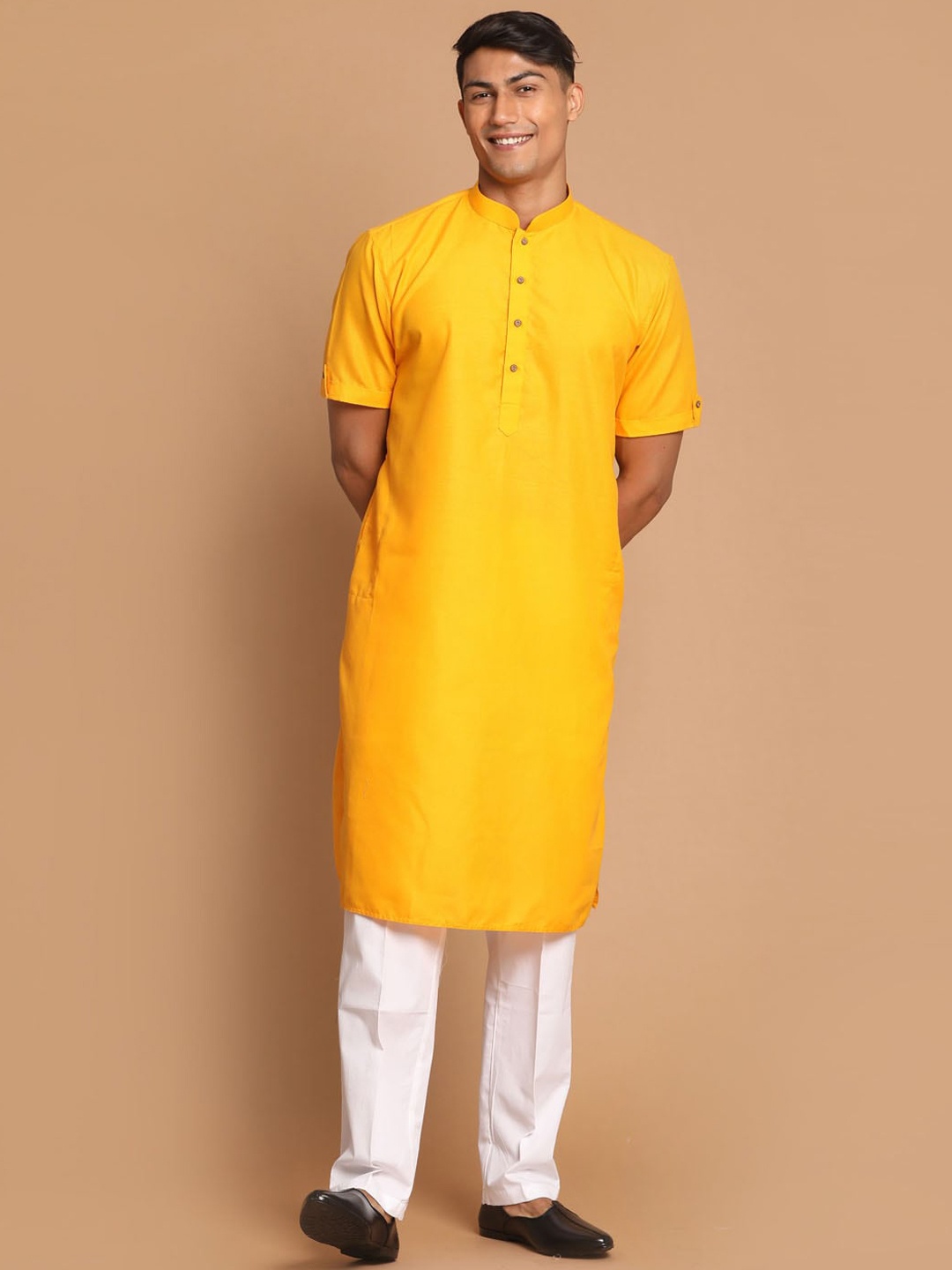 

VASTRAMAY Men Mustard Yellow Kurta with Pyjamas