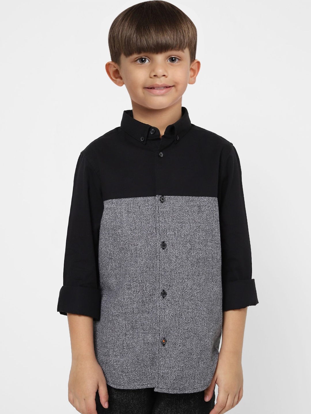 

Jack & Jones Boys Black Colourblocked Cotton Casual Shirt