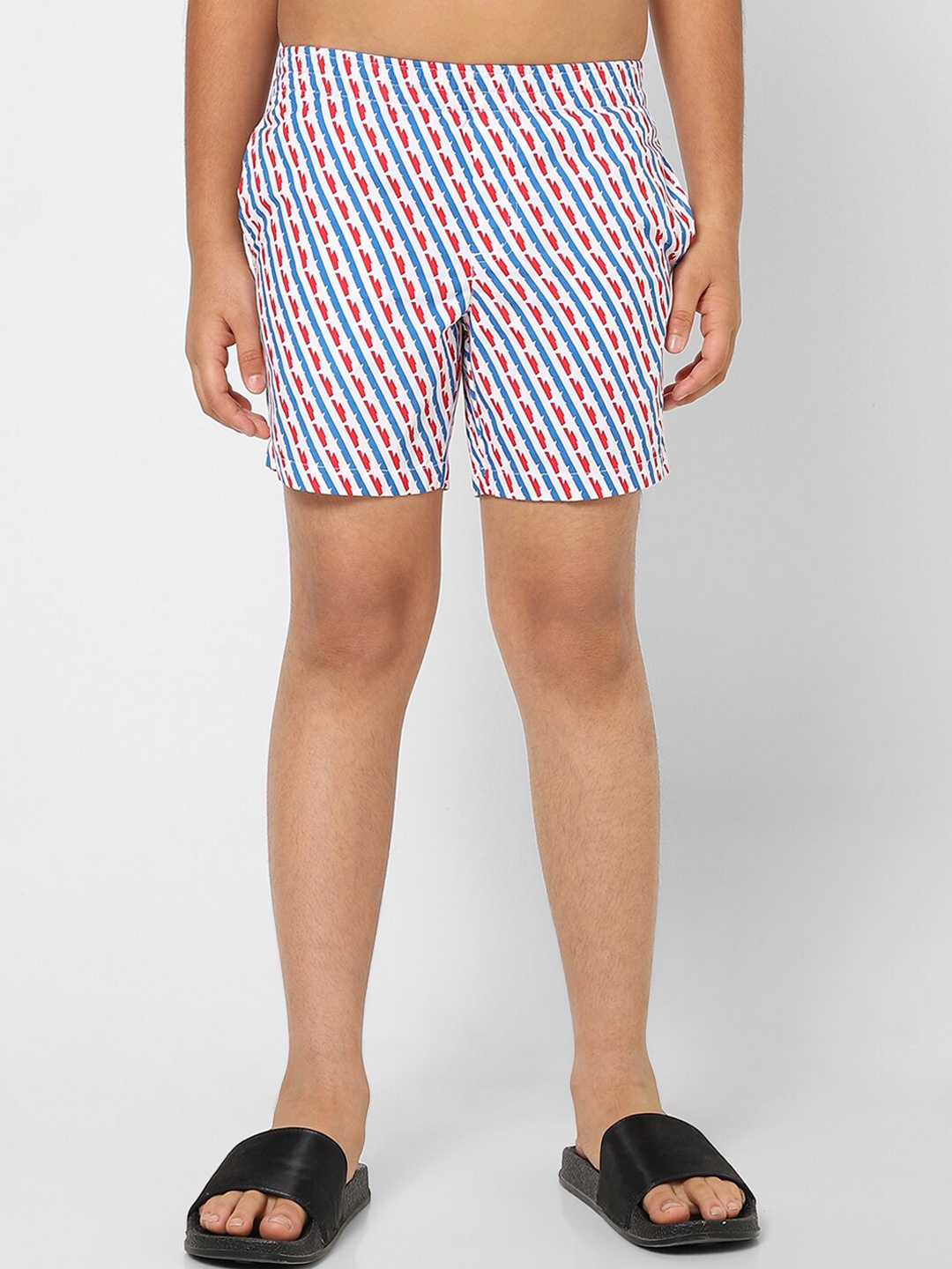 

Jack & Jones Boys White Stripes Printed Shorts