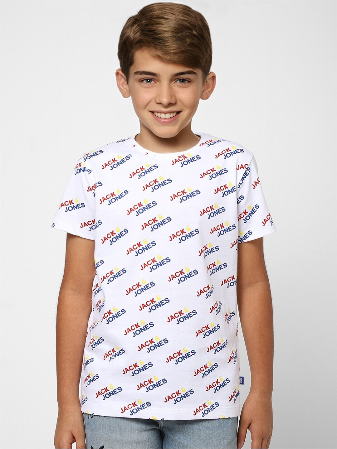 

Jack & Jones Boys White Typography Printed T-shirt